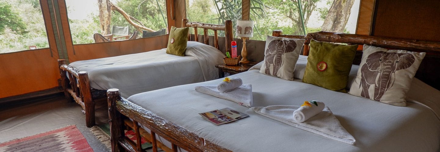 Would Be Traveller Best Safari Lodges in Kenya safari tent with beds and towels